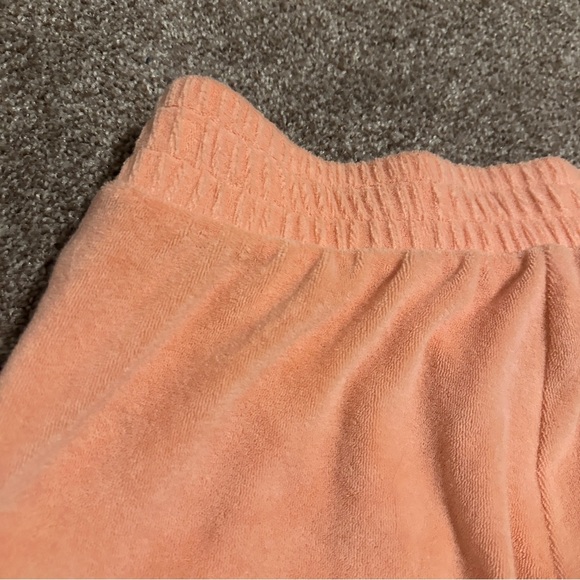 Victoria’s Secret On Point Peach Terrycloth Shorts Women’s Size Small Loungewear - Picture 8 of 11